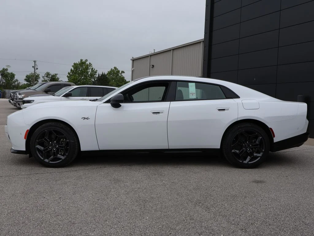 New 2026 White Knuckle Exterior Paint Dodge R/T image 2