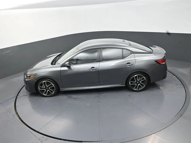 Used 2025 Gray Nissan SR image 26