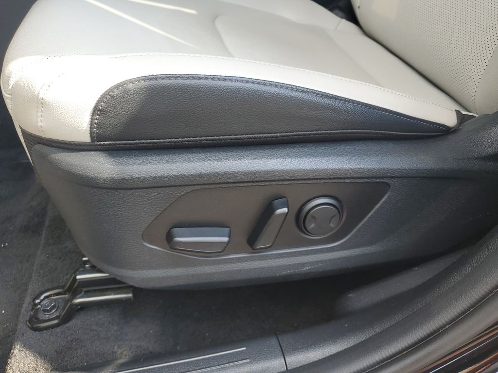 Certified Used 2024 Ebony Black Kia EX image 9