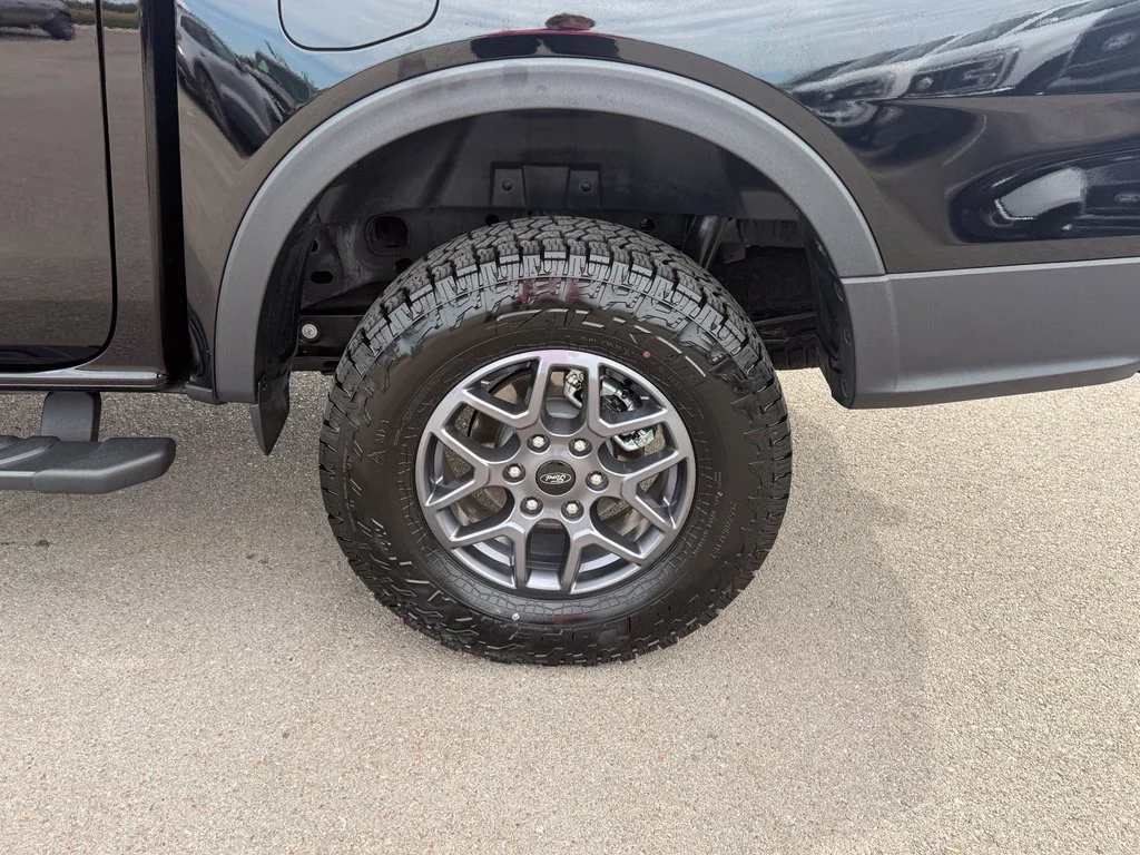 Used 2025 Black Ford XLT image 39