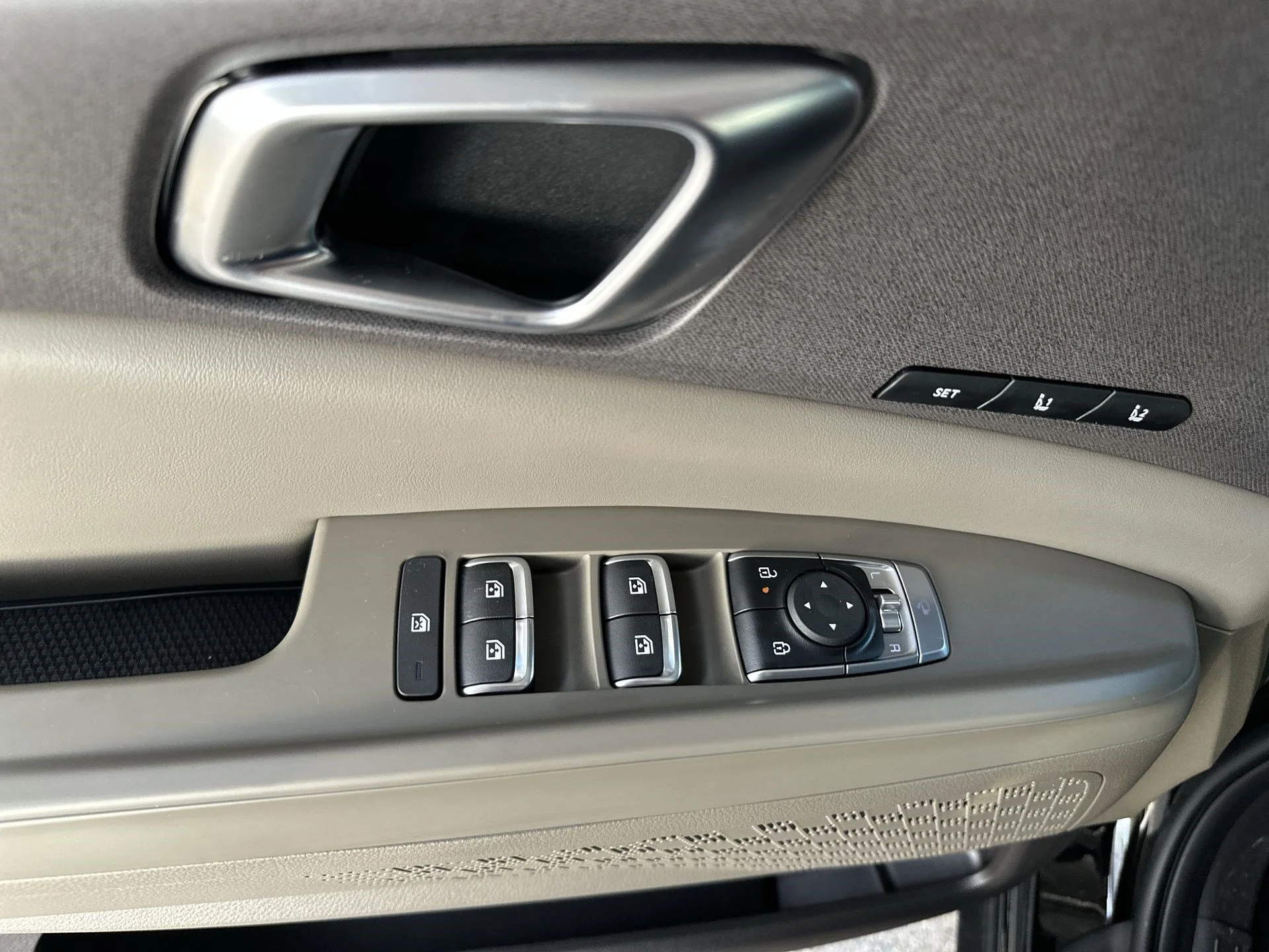 New 2026 Aurora Black Pearl Kia EX image 17