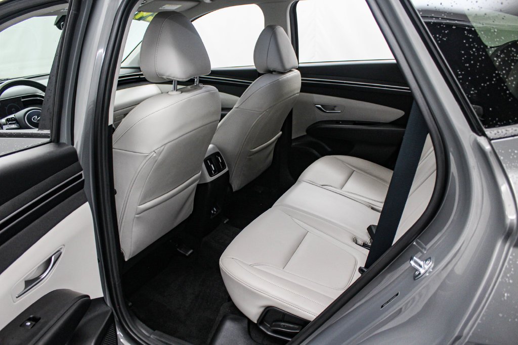Used 2024 Gray Hyundai SEL image 14