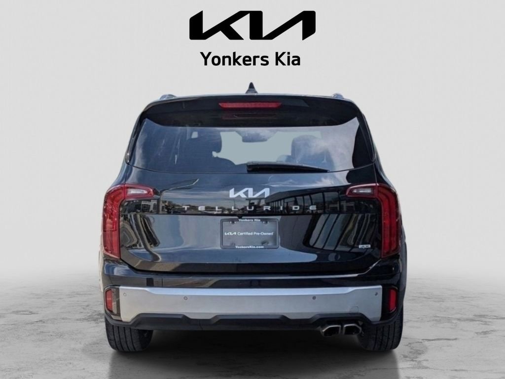 Used 2024 Black Kia S image 7