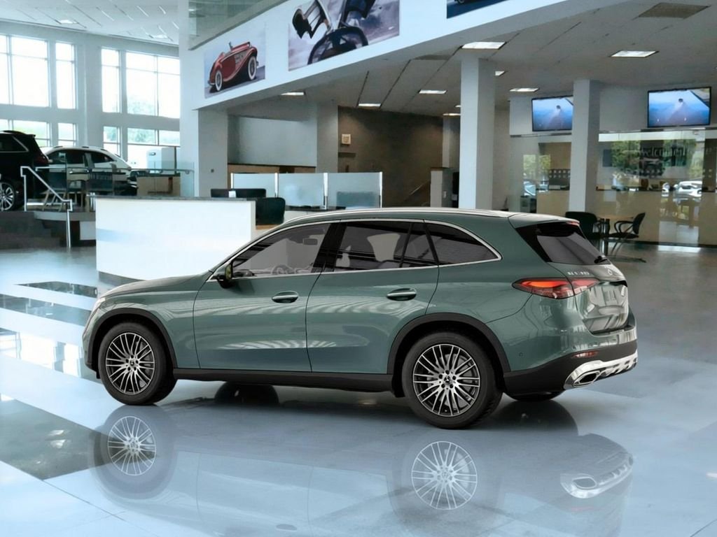 New 2026 Verde Silver Metallic Mercedes-Benz GLC 300 image 30