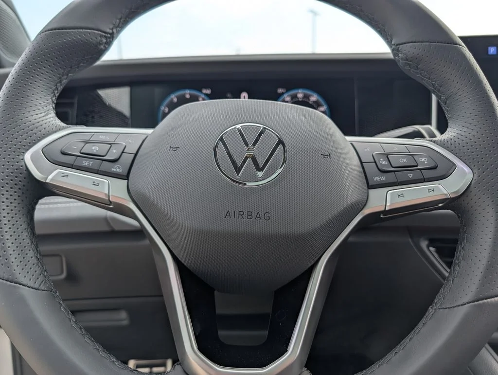 New 2026 Beige/tan Volkswagen 2.0T SE R-Line Black image 19
