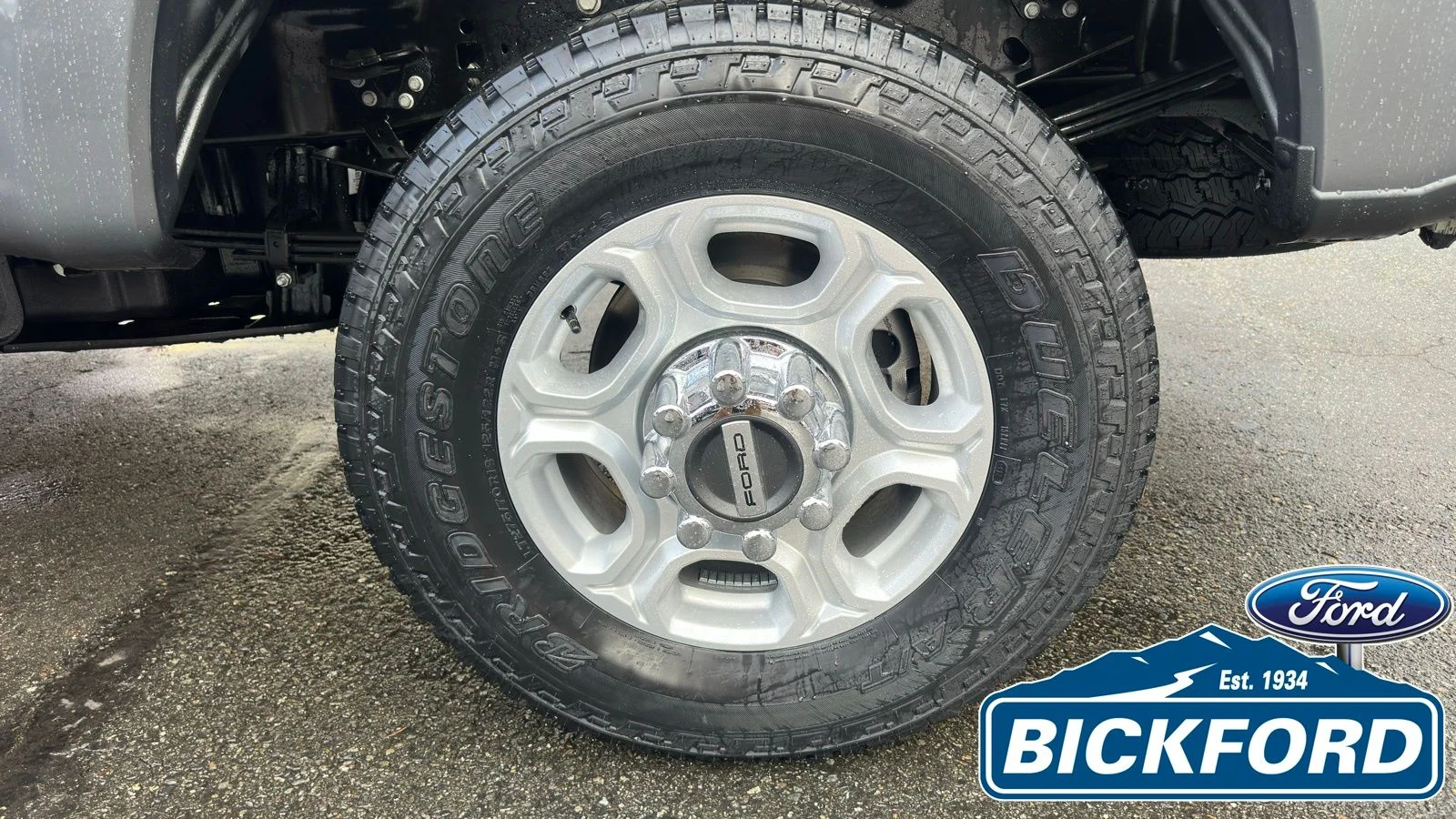 New 2026 Gray Ford XLT image 18