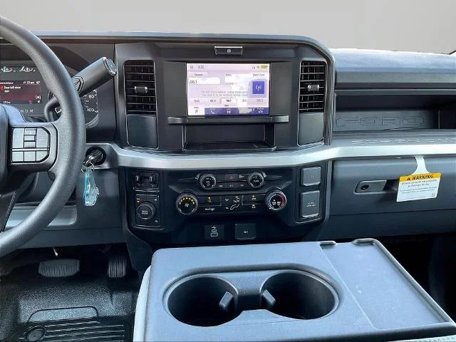 New 2026 Oxford White Ford F-450® XL image 45