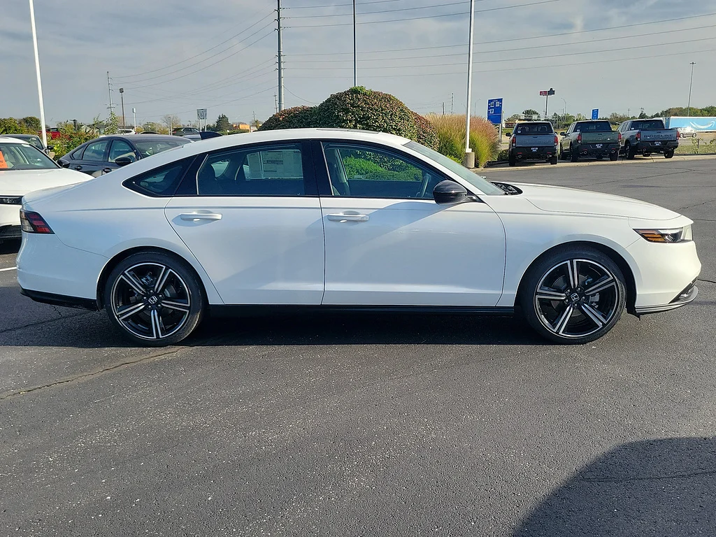 2026 Honda Accord Sedan SE, photo 7 of 12