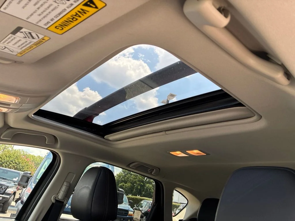 Used 2018 Red Mazda Grand Touring image 20