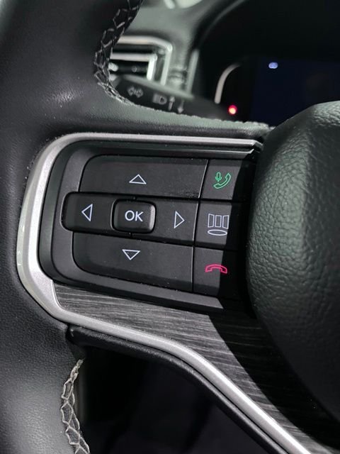 Used 2022 White Jeep Series III image 27