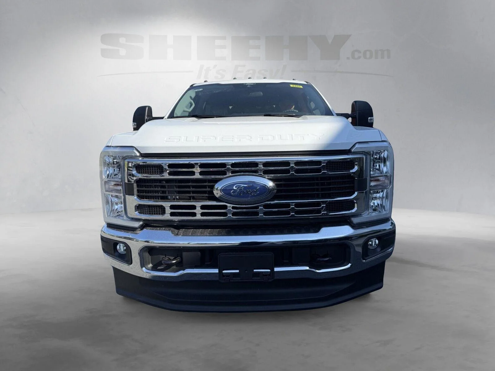 New 2026 Oxford White Ford XL image 5