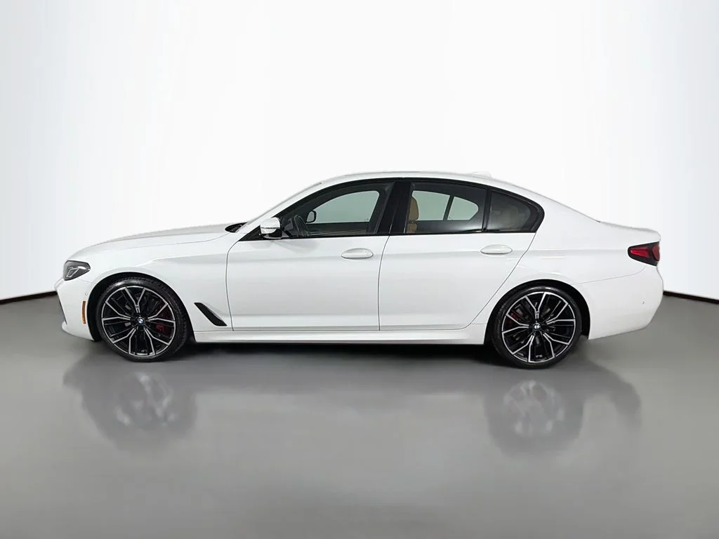 Used 2022 White BMW 530i image 8