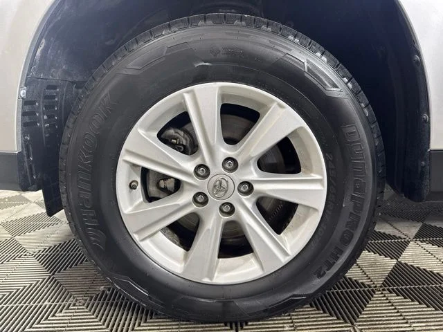 Used 2013 Classic Silver Metallic Toyota SE image 10
