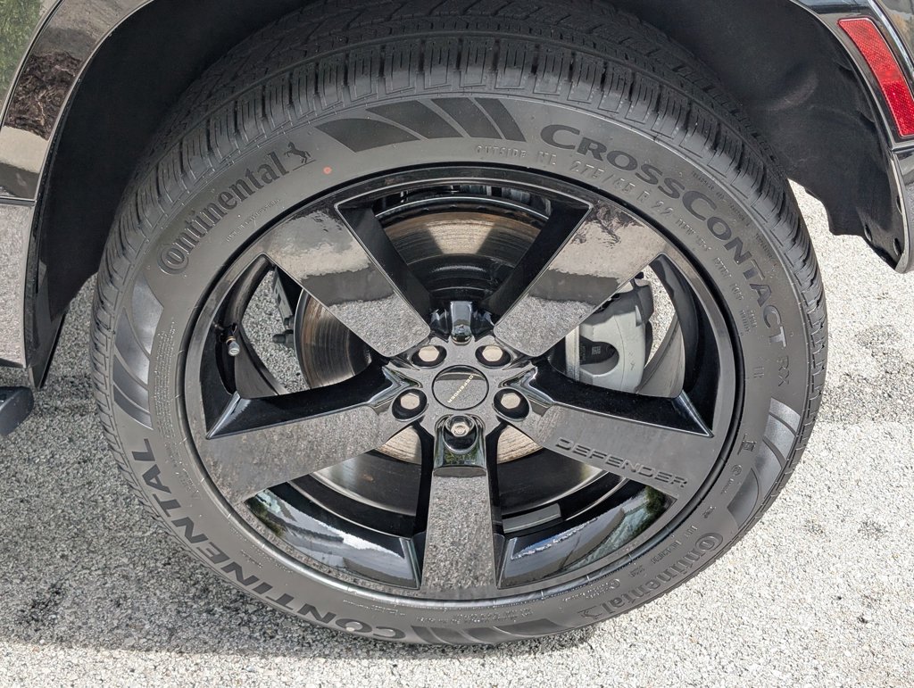 New 2026 Carpathian Grey Land Rover X-Dynamic SE image 33