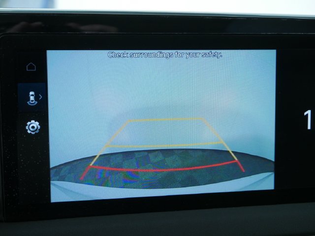 Used 2023 White Hyundai SEL image 32