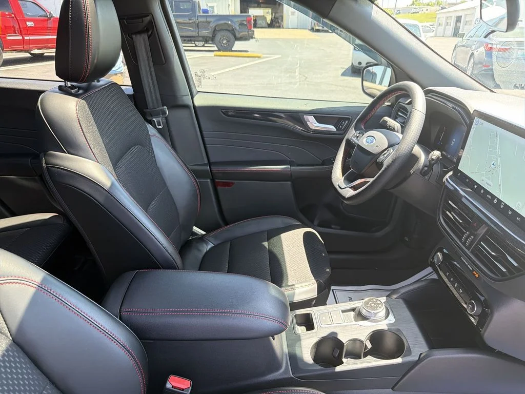 Used 2025 Black Ford ST-Line image 15