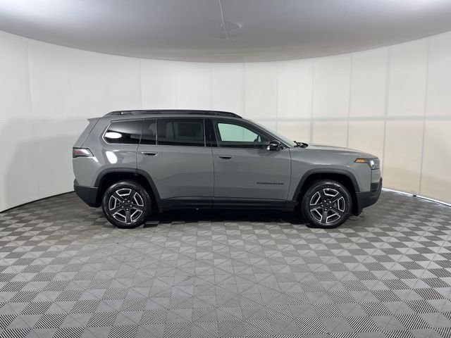 New 2026 Sting-Gray Clear-Coat Exterior Paint Jeep Limited image 4