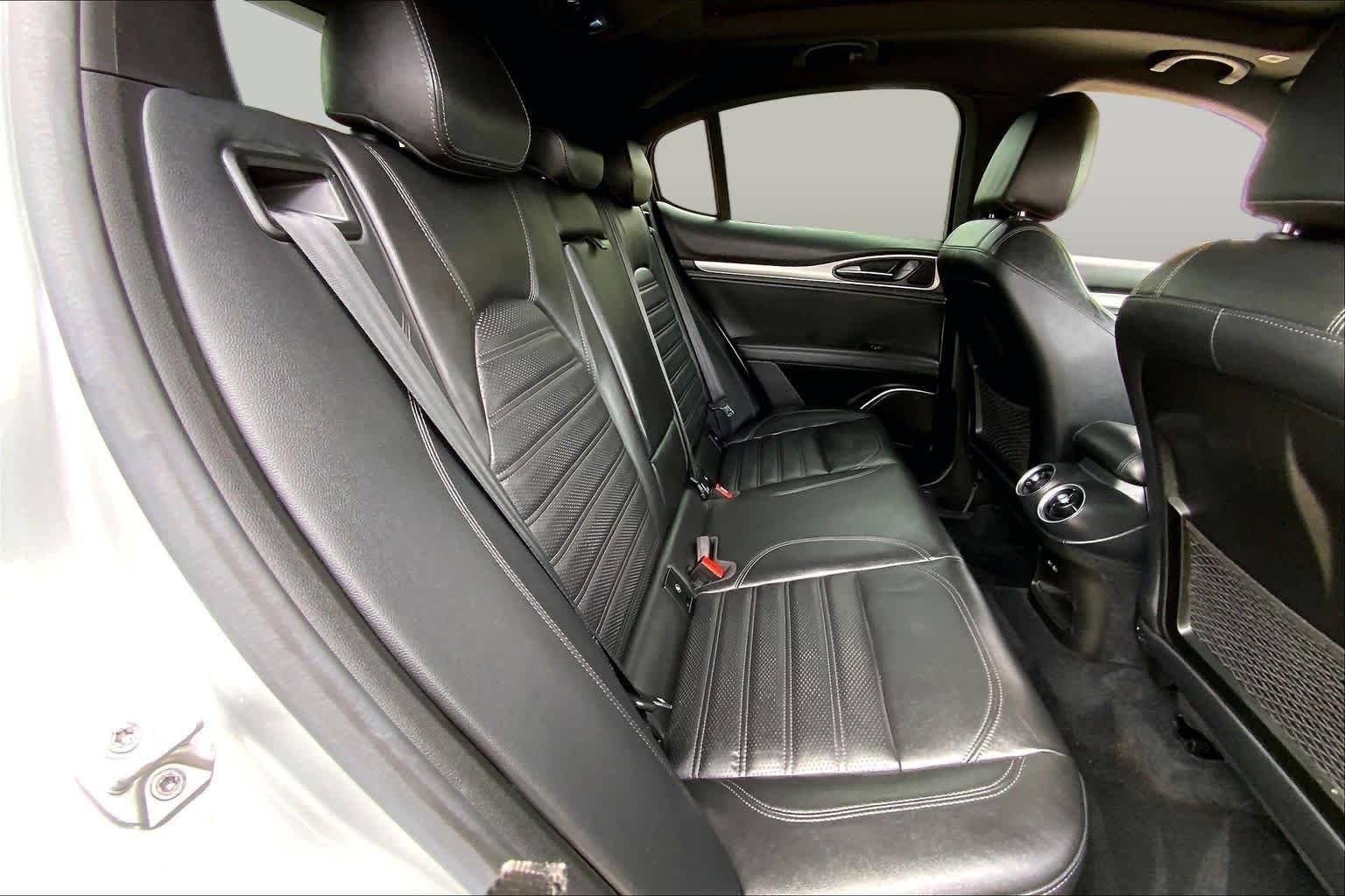 Used 2018 SILVER Alfa Romeo Ti Sport image 20