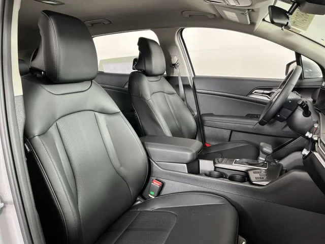 New 2026 Wolf Gray Kia EX image 24