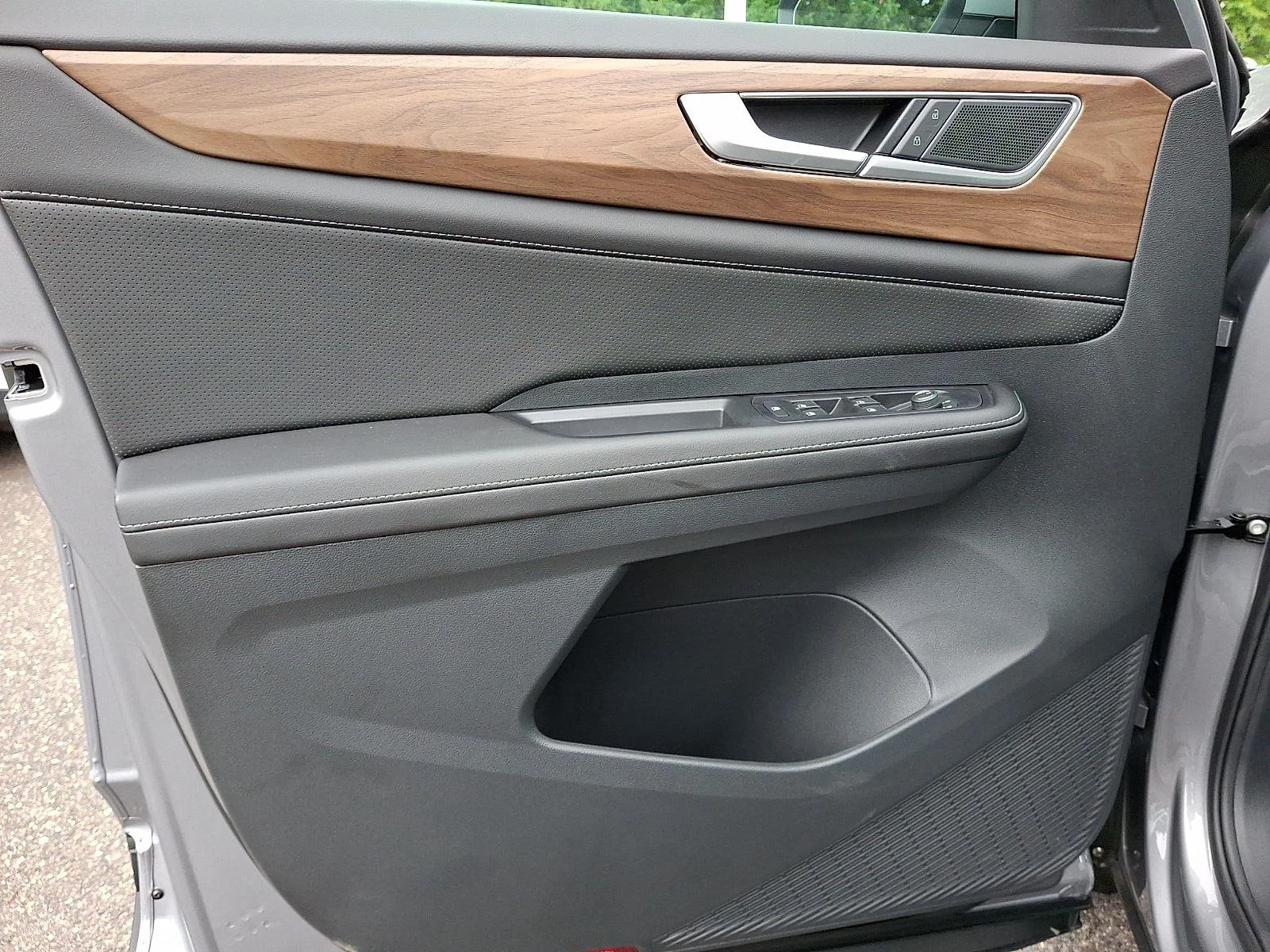 New 2026 Q3Q3/SLVMISTMET Volkswagen 2.0T SE image 11