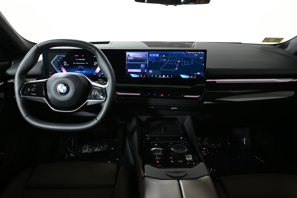 Used 2026 Gray BMW 530i xDrive image 17