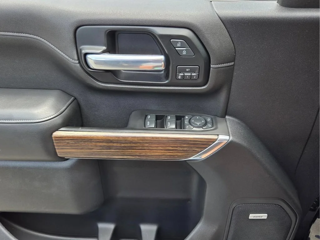Used 2020 Black Chevrolet High Country image 32