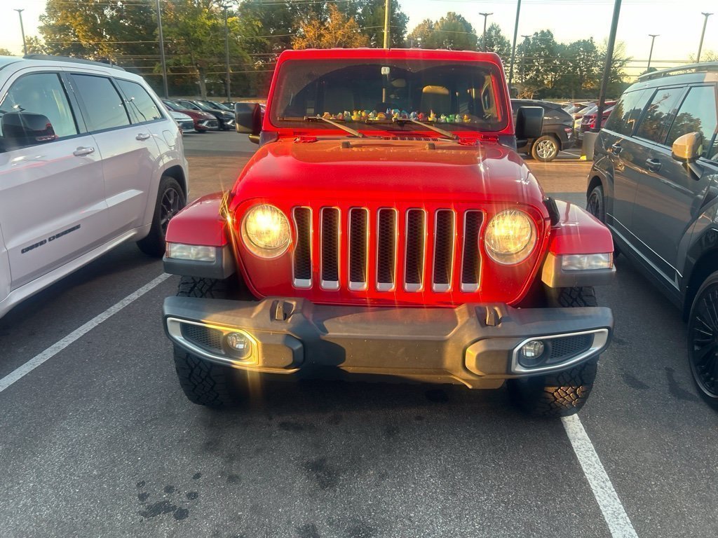 Used 2018 Red Jeep Unlimited Sahara image 2