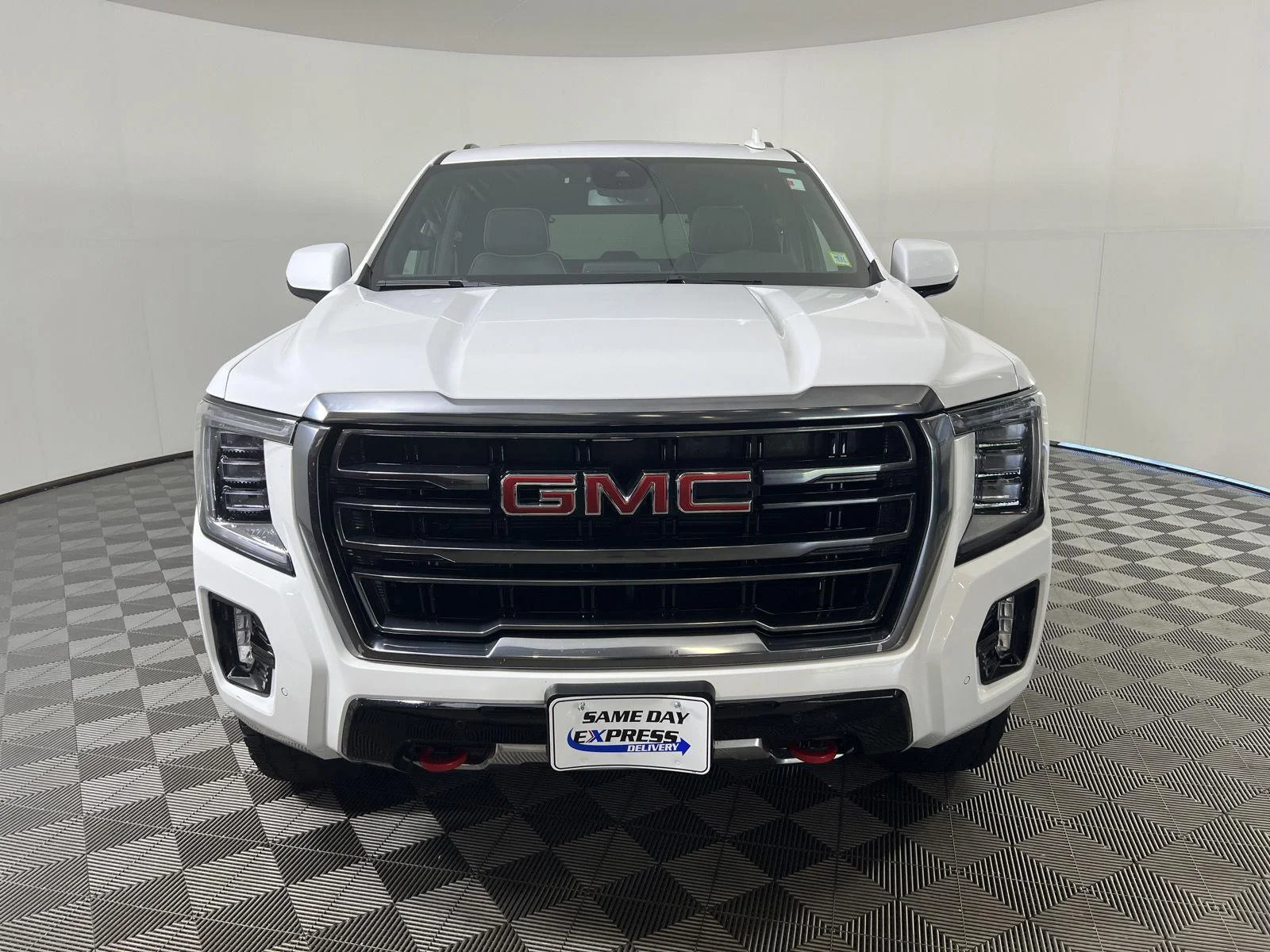 Used 2023 Summit White GMC AT4 image 33
