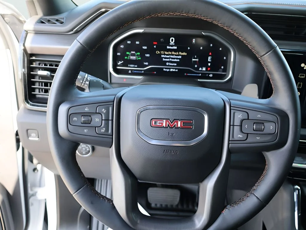 Used 2023 White GMC AT4 image 32