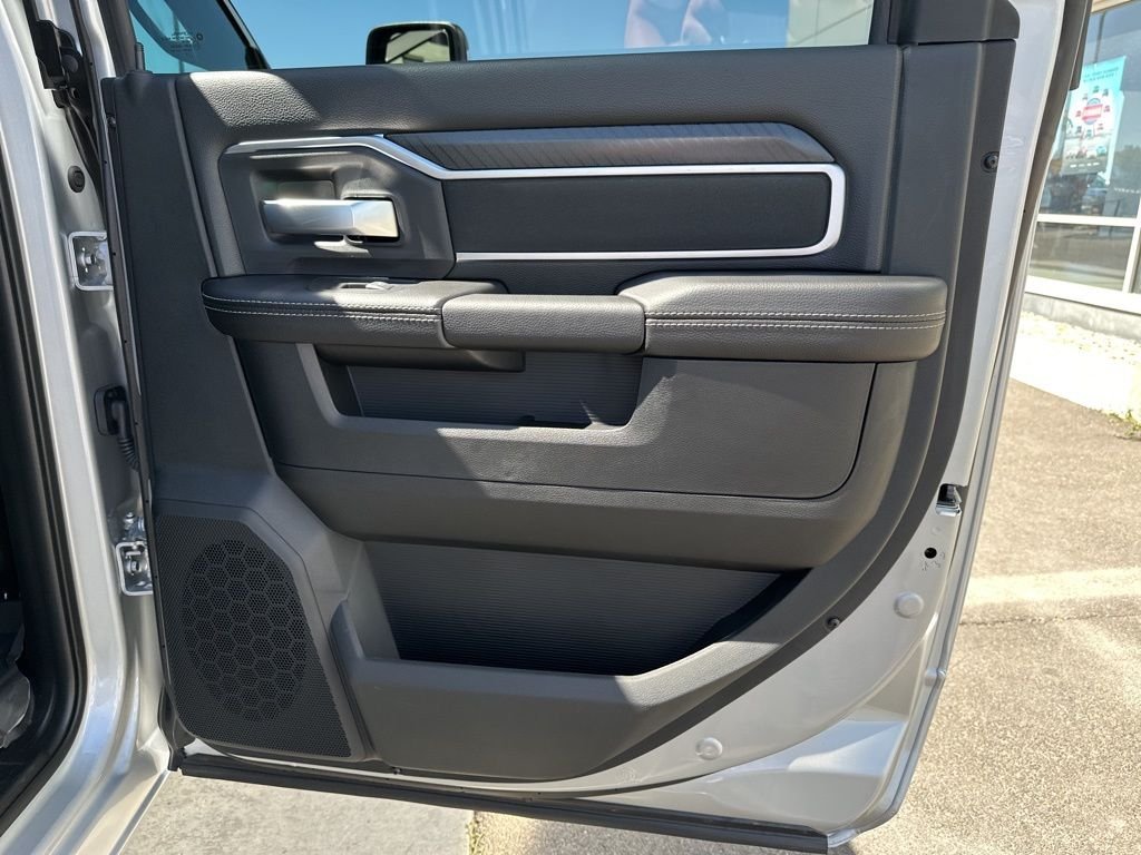 2025 RAM 2500 Big Horn - Photo 36