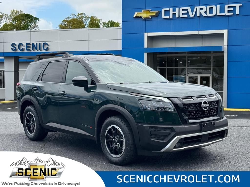 2025 Nissan Pathfinder Rock Creek 4WD's photo