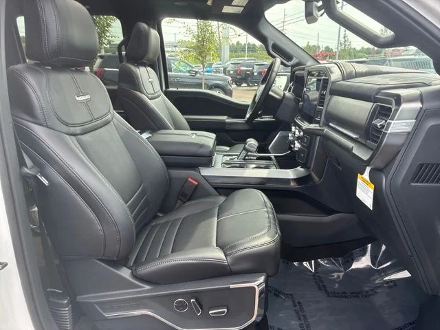 New 2026 Star White Metallic Tri-Coat Ford Platinum® image 33