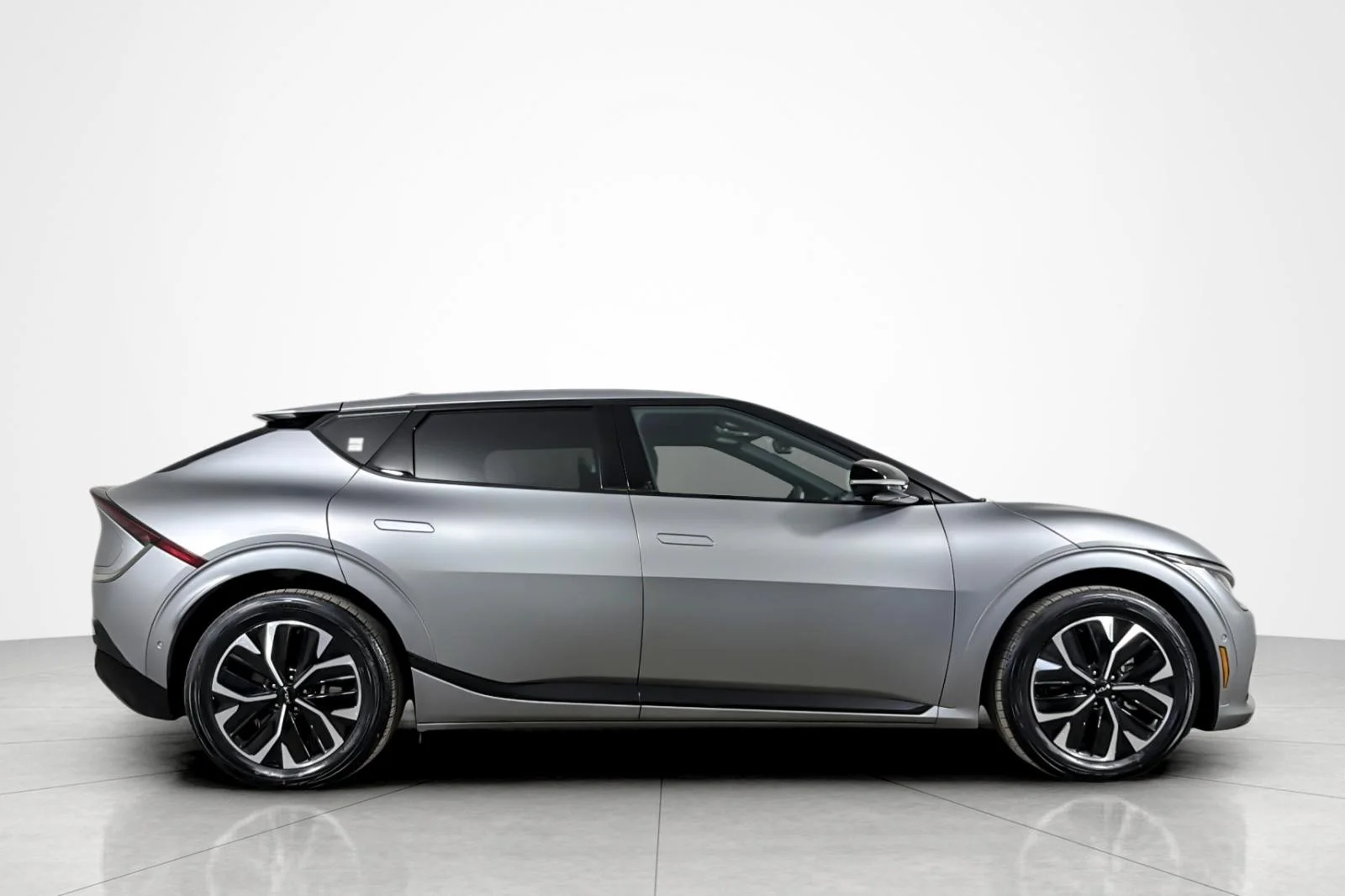 Used 2024 Steel Matte Gray Kia GT-Line RWD image 6