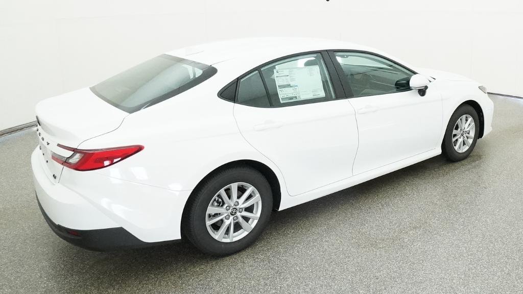 New 2026 Ice Cap Toyota LE image 17