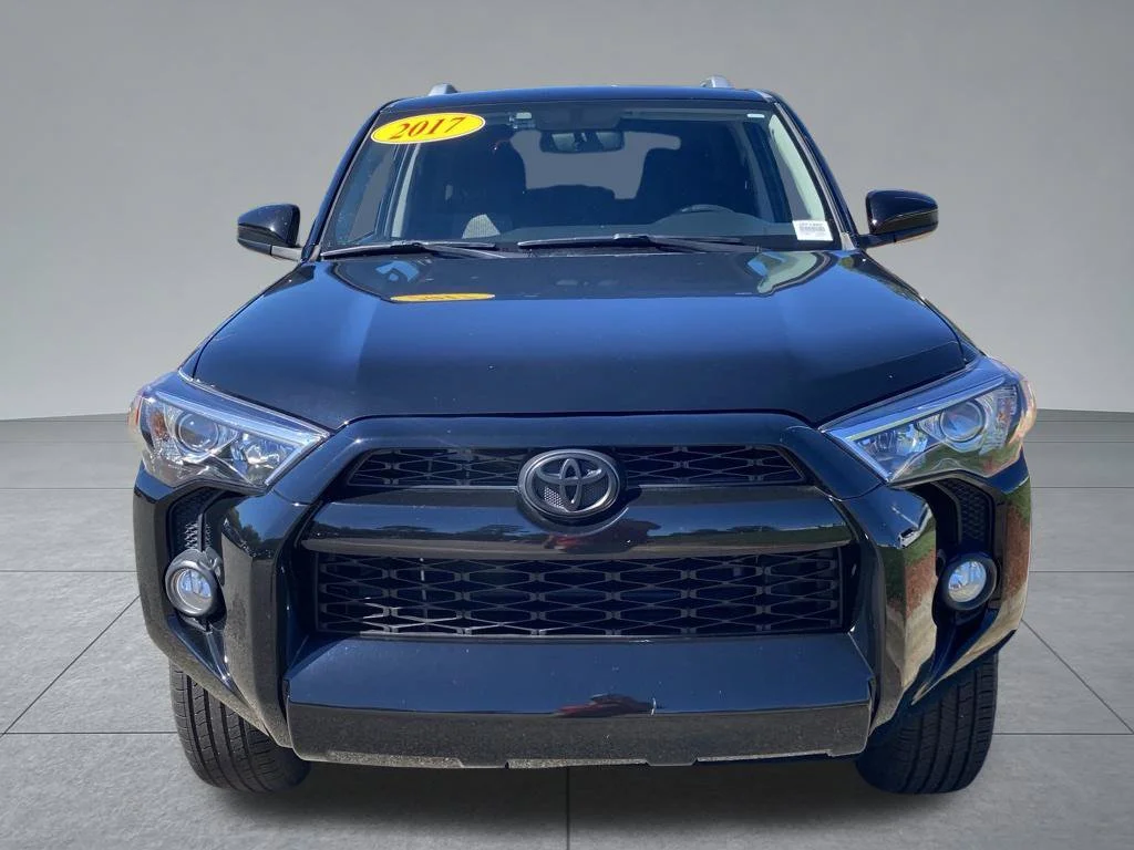 Used 2017 Black Toyota SR5 image 15