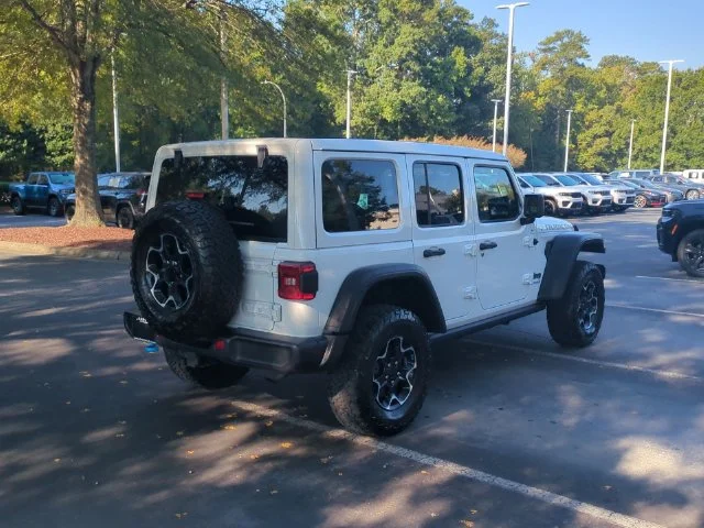 Used 2022 White Jeep Unlimited Rubicon 4xe image 5
