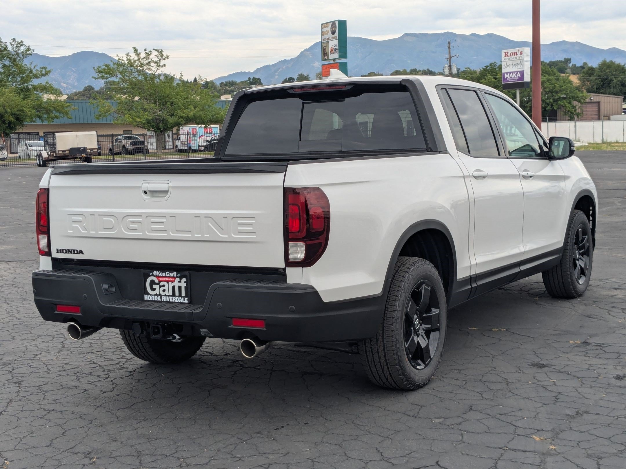 New 2026 Platinum White Pearl Honda Black Edition image 3