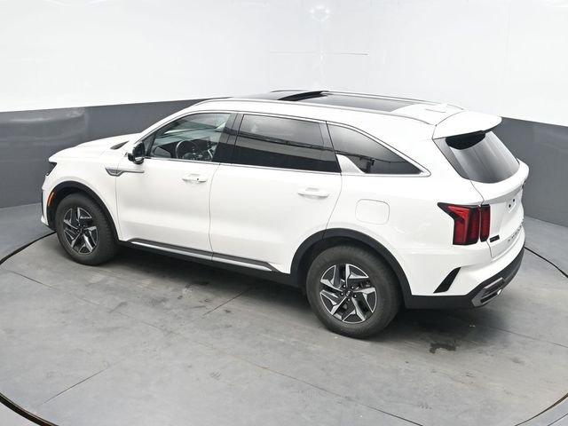 Used 2021 White Kia EX image 37