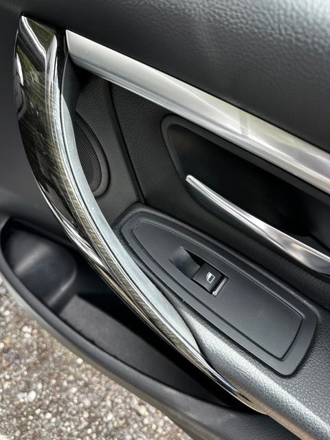 Used 2018 Glacier Silver Metallic BMW 328d image 20