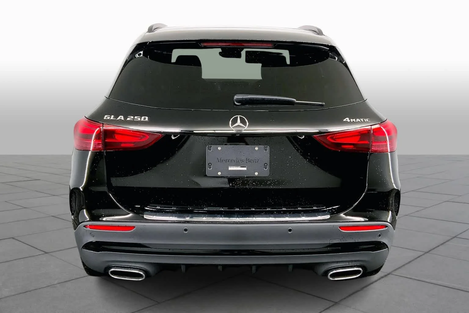 Used 2025 696/Night Black Mercedes-Benz GLA 250 image 5