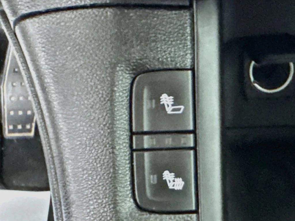 Used 2019 Smokey Quartz Metallic GMC SLT-1 image 23