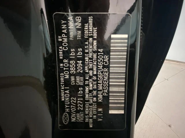 Used 2023 Black Hyundai SEL image 26