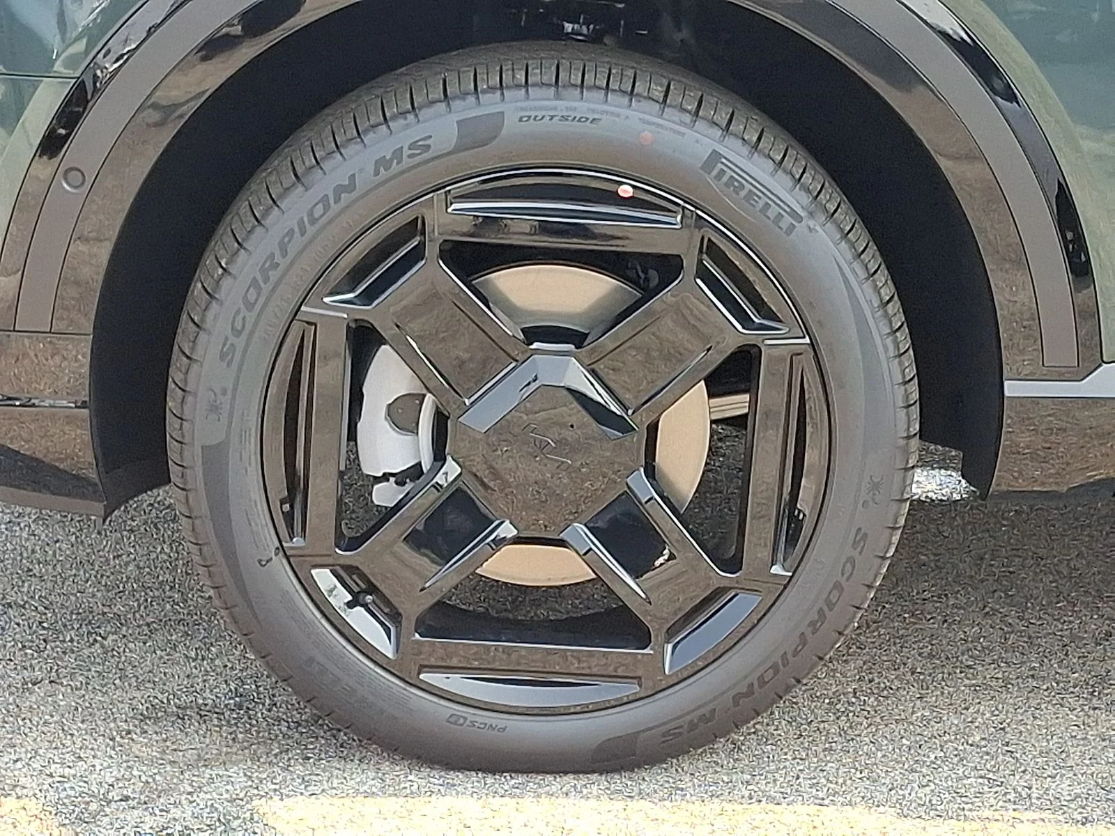 New 2027 Black Kia X-Line SX image 6