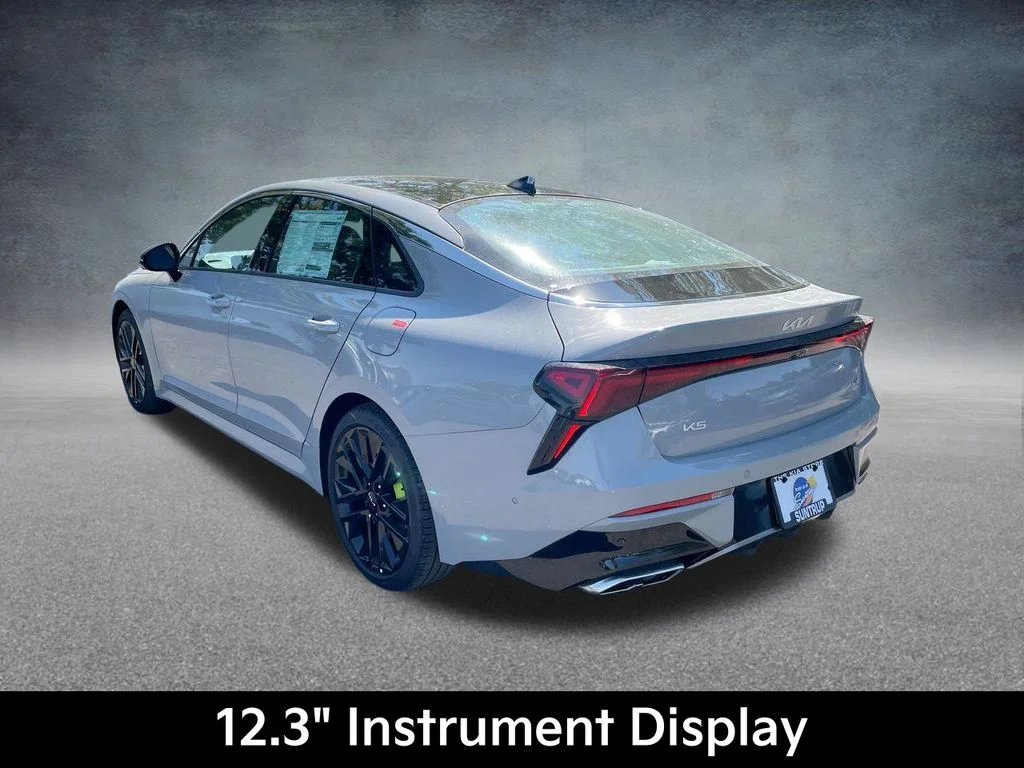 New 2026 Wolf Gray Kia GT image 31