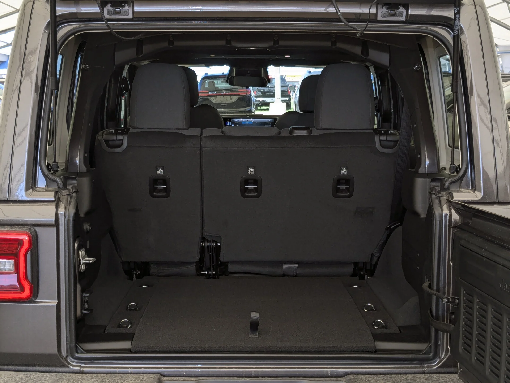 New 2026 Grey Jeep Sahara - - Body-Color Hard Top - Side Steps - Remote Start - Adaptive Cruise & More! image 26