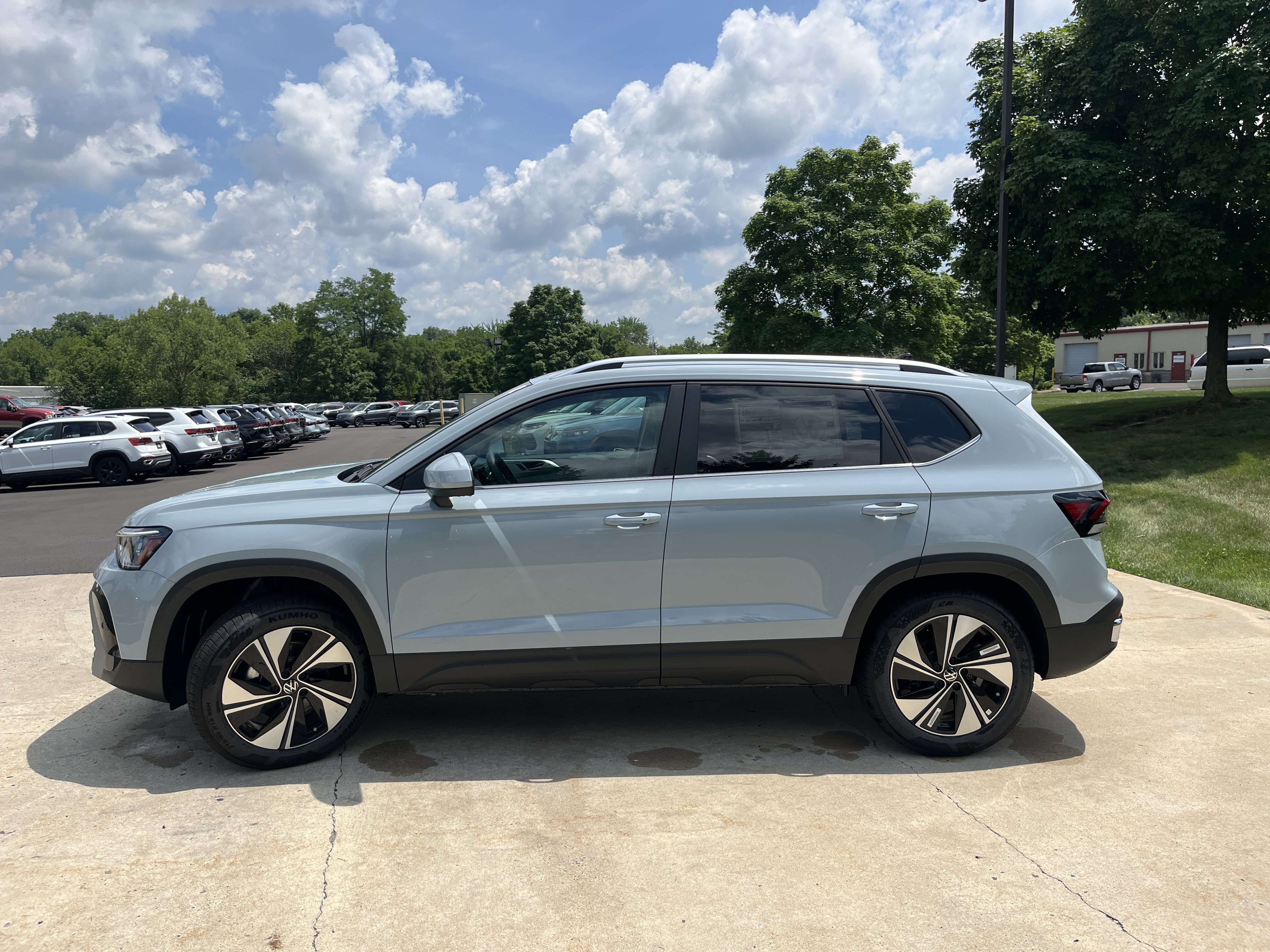 New 2026 Monument Gray Volkswagen SE image 9