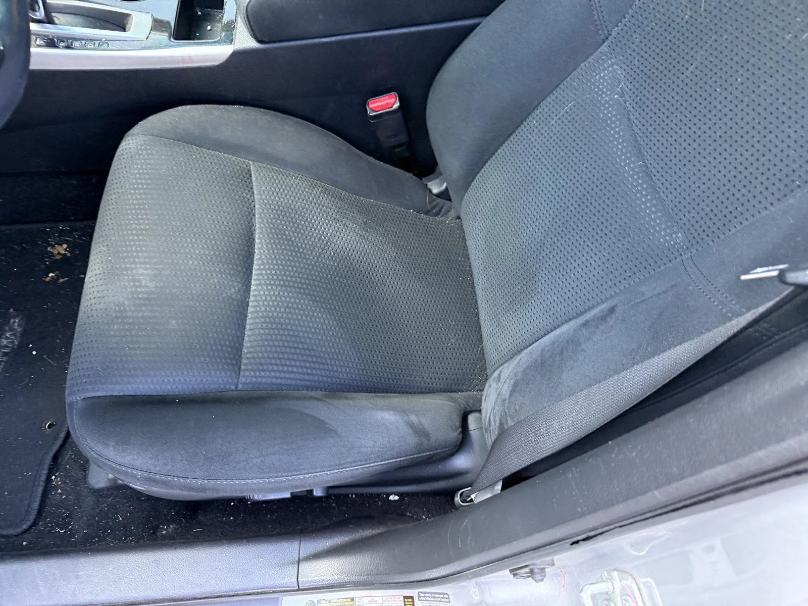 Used 2014 Brilliant Silver Metallic Nissan 2.5 S image 10