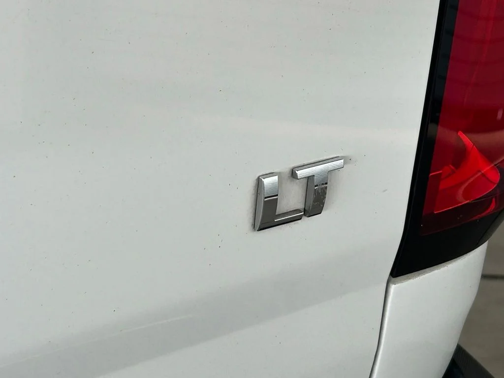 Used 2017 Summit White Chevrolet LT image 37
