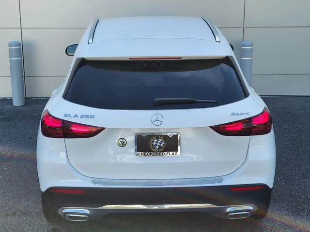 Used 2025 White Mercedes-Benz GLA 250 image 11