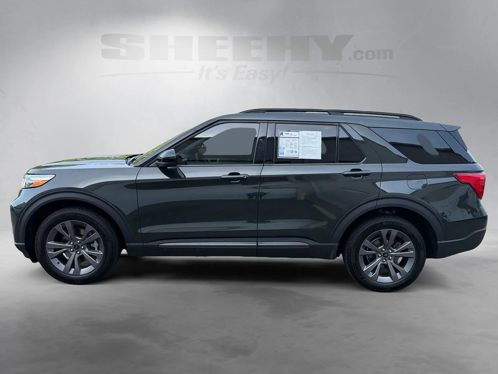 Used 2024 Green Ford XLT image 15